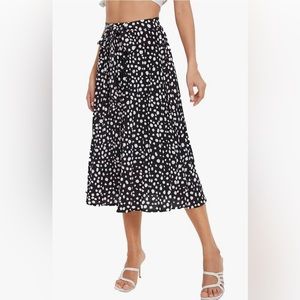 Floerns Black & Polka Dot Printed Elastic Waist A Line Pleated Midi Skirt NWOT